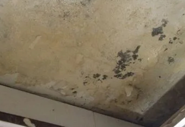 固始阳台漏水维修公司分享下固始卫生间渗水维修需要注意哪些问题。